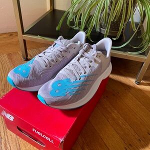 New Balance Fuel Cell Prism V1